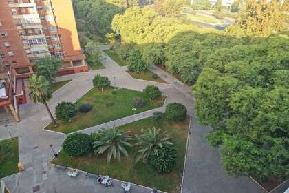 Plano venda em Parque Alcosa, Sevilla. 