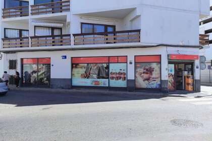 Local comercial venda a Arrecife, Lanzarote. 