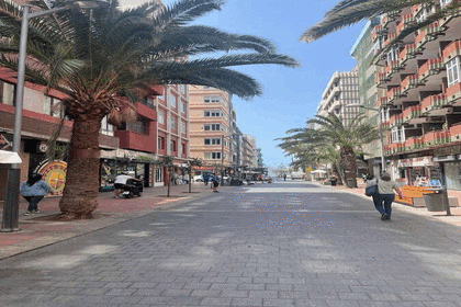 Handelspanden verkoop in Palmas de Gran Canaria, Las, Las Palmas, Gran Canaria. 