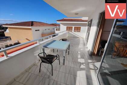 酒店公寓 出售 进入 Costa Adeje, Santa Cruz de Tenerife, Tenerife. 