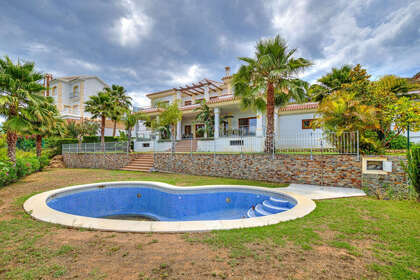 联排别墅 出售 进入 La Cala Golf, Mijas, Málaga. 