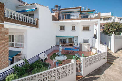 房子 出售 进入 Caleta de Velez, Málaga. 