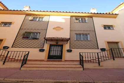 Apartament venda a Coín, Málaga. 