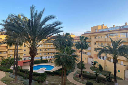 酒店公寓 出售 进入 Los Pacos, Fuengirola, Málaga. 