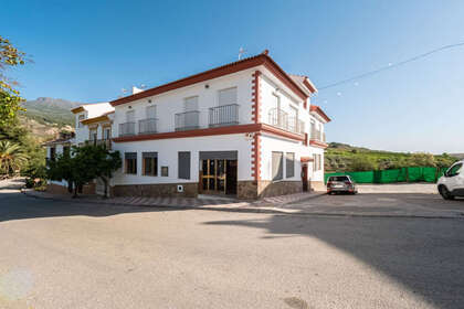 房子 出售 进入 Alozaina, Málaga. 