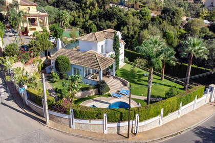 联排别墅 出售 进入 Elviria, Marbella, Málaga. 