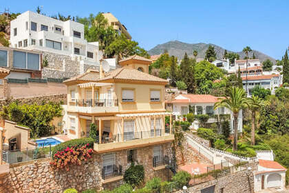 联排别墅 出售 进入 Torreblanca, Fuengirola, Málaga. 