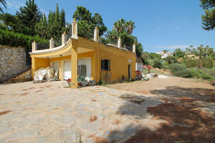 情节 出售 进入 Hacienda Las Chapas, Marbella, Málaga. 