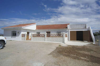 Ranch zu verkaufen in Alhaurín de la Torre, Málaga. 