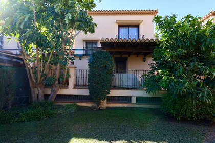 房子 出售 进入 Cala Del Moral, La, Málaga. 