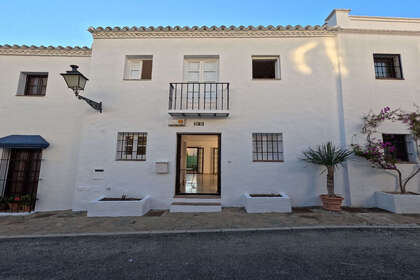 房子 出售 进入 Nueva andalucia, Málaga. 