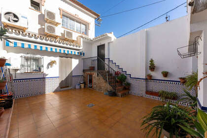 房子 出售 进入 Alora, Málaga. 