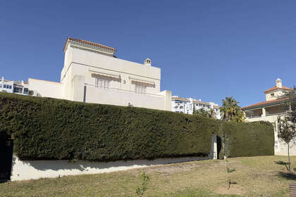 Maison de ville vendre en Benalmádena, Málaga. 