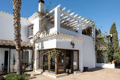 联排别墅 出售 进入 Torrox, Málaga. 