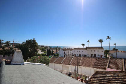 联排别墅 出售 进入 Cala Del Moral, La, Málaga. 