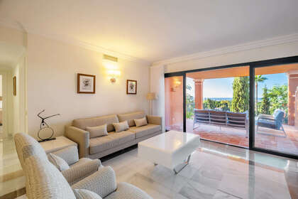 酒店公寓 出售 进入 Benahavís, Málaga. 
