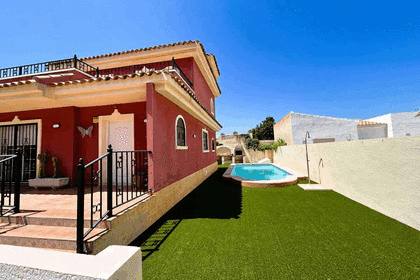 Vila venda a Orihuela-Costa, Alicante. 