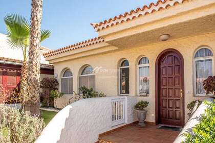 房子 出售 进入 Adeje, Santa Cruz de Tenerife, Tenerife. 