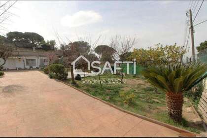 House for sale in Vidreres, Girona. 