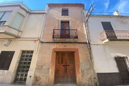 Casa de pueblo venta en Santa Bàrbara, Tarragona. 