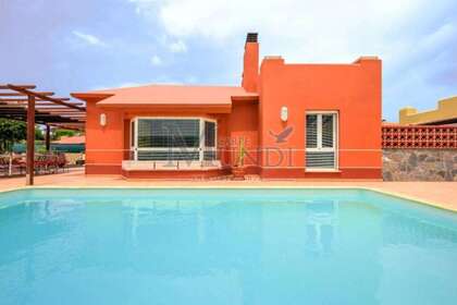 房子 出售 进入 Corralejo, La Oliva, Las Palmas, Fuerteventura. 