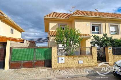 House for sale in Magán, Toledo. 